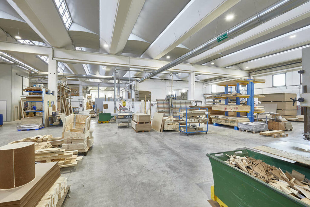 Falegnameria FARO Villanova di Camposampiero - DESIGN E PRODUZIONE IMBOTTITI E SEDIE IN LEGNO SU MISURA