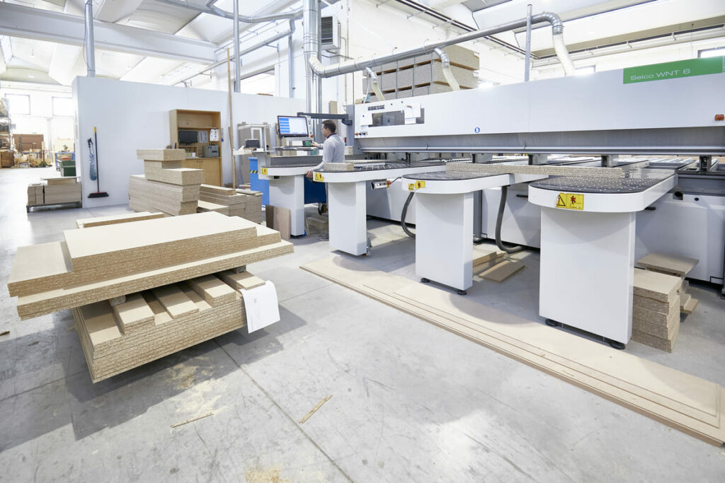 PRODUZIONE IMBOTTITI SEDIE IN LEGNO SU MISURA - VILLANOVA DI CAMPOSAMPIERO