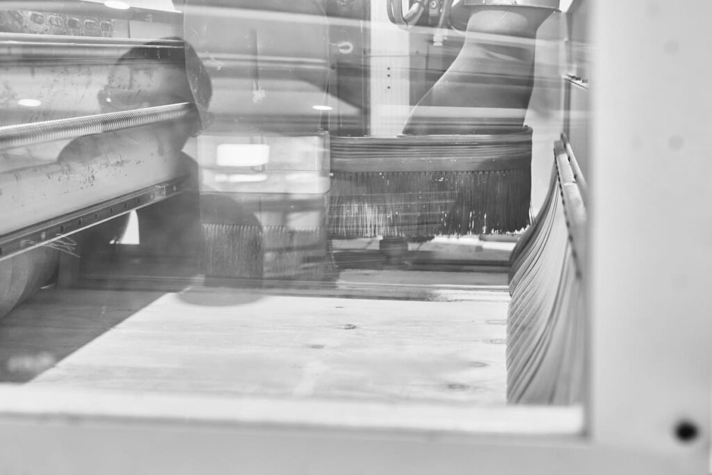 Falegnameria FARO Villanova di Camposampiero - DESIGN E PRODUZIONE IMBOTTITI E SEDIE IN LEGNO SU MISURA