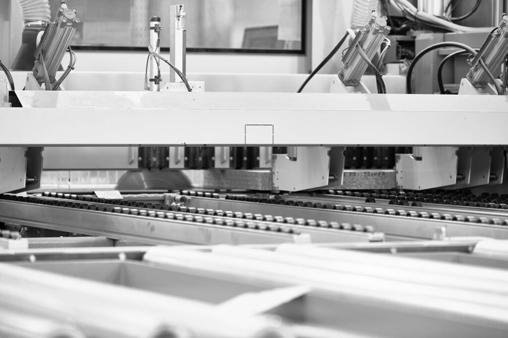 Falegnameria FARO Villanova di Camposampiero - DESIGN E PRODUZIONE IMBOTTITI E SEDIE IN LEGNO SU MISURA