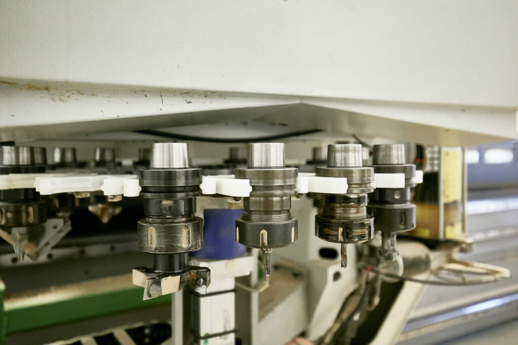 Falegnameria FARO Villanova di Camposampiero - DESIGN E PRODUZIONE IMBOTTITI E SEDIE IN LEGNO SU MISURA